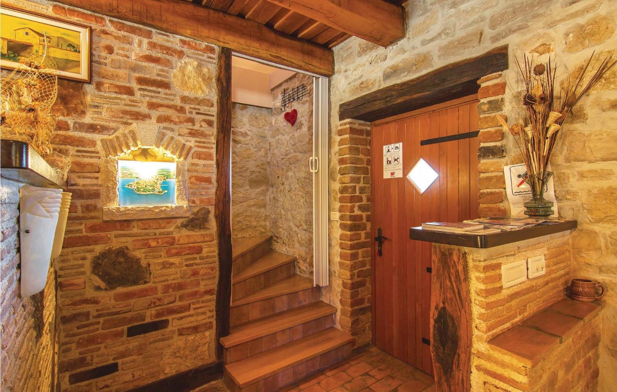Cozy In With Jacuzzi Porec